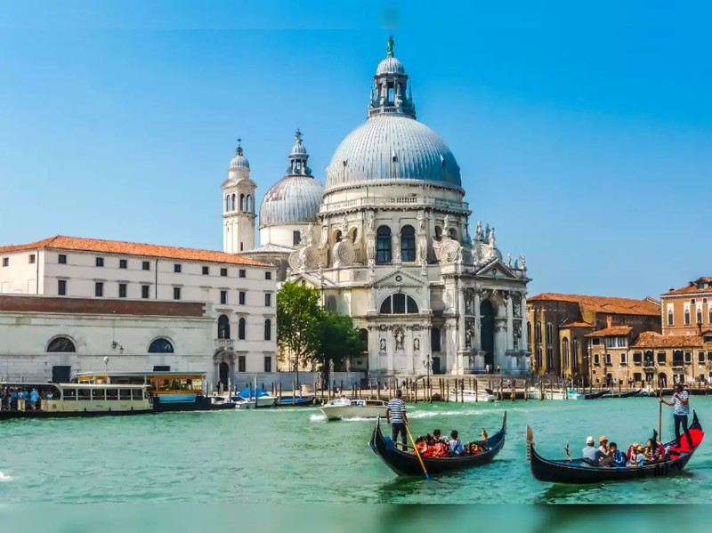 Travelling to Venice? Don’t Miss Out These 5 Things